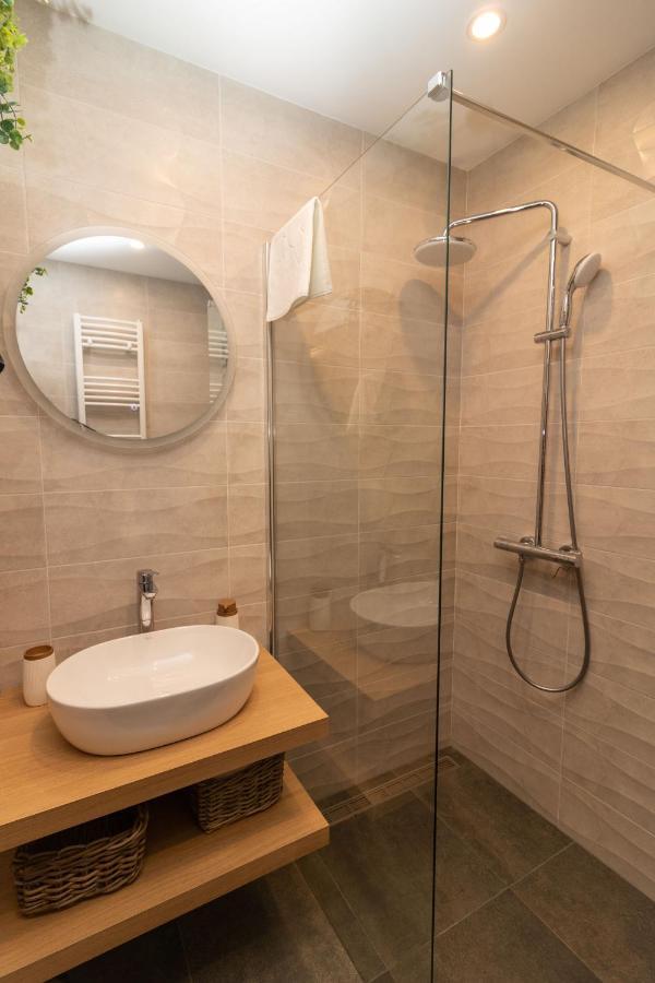 Central Sofia Condo Apartamento *